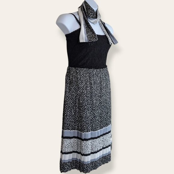 Pleated Polka Dot Skirt & Matching Scarf - Picture 2 of 6